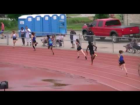 Lauren AAU Region 14 JO Qualifier 2019 Wis 400m final 1st place 55 55
