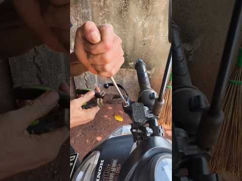 Jangan Beli Baru! Cara Meluruskan Handel Rem Motor yang Bengkok #fyp #shorts #viralvideo