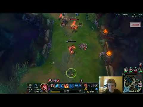 BEST PRO ESCAPE (1000 IQ vs -1000 IQ) PART 2 League Of Legends