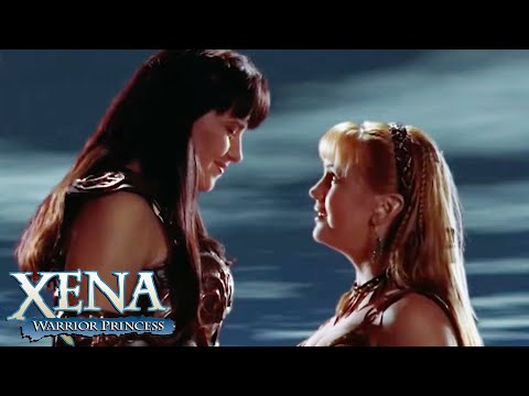 Xena and Gabrielle's Kiss | Xena: Warrior Princess
