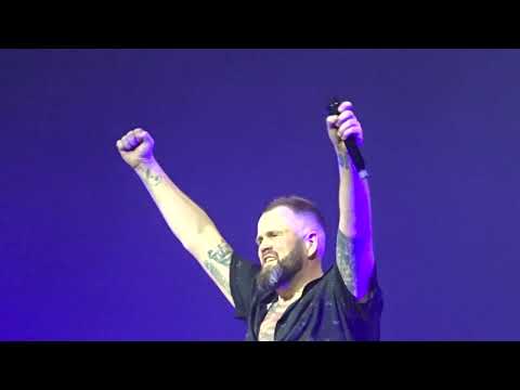 Feine Sahne Fischfilet - Komplett im Arsch (22.12.2025 in Max-Schmeling-Halle, Berlin)