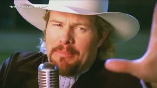 Doctors warn about signs of stomach cancer after death of Toby Keith