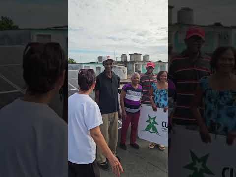 Entrevista con Reina sobre la planta solar en la Universidad de Consolacion del Sur