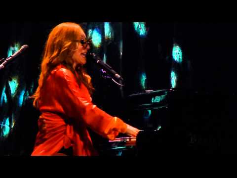 Tori Amos - Cooling (15.06.2014, Crocus City Hall, Moscow, Russia)