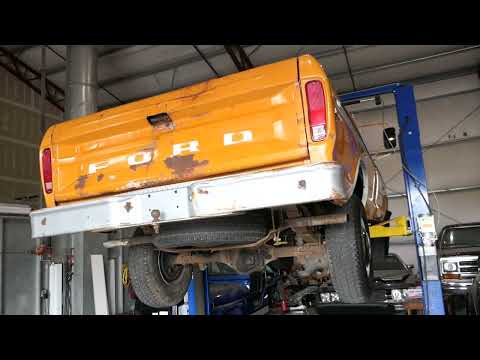 1976 Ford F-250 Custom 4-Speed