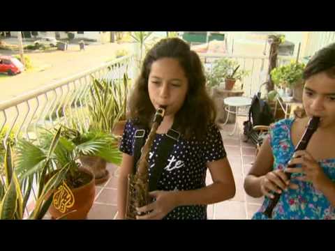 Young Cubans turn to music for income
