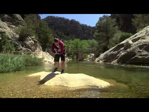 Canon EOS 70D Digital SLR walkthrough video