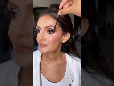 The best bridal glam!! Using Neetu Josh Beauty “Tina” lashes #neetujosh #bridalmakeup #indianbride