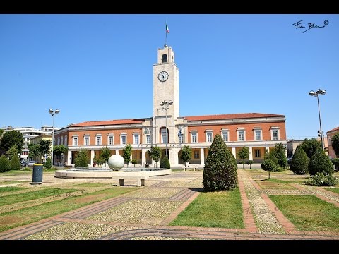 Latina in Time Lapse
