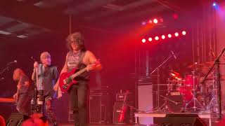 Download lagu Jack Russell’s Great White - Rock Me (Great White) live at BMI Event Center, Versailles, OH 1/21/23 mp3