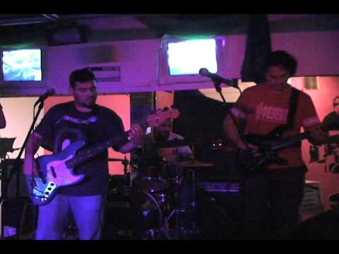 Fungus Dilema? - King Hippo Live@Casa De Maria