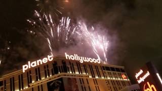 New Years Eve Fireworks - Las Vegas Strip @ The Cosmopolitan