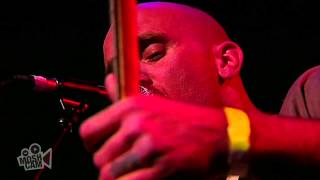 Mondo Generator - Gonna Leave You (Live in Sydney) | Moshcam