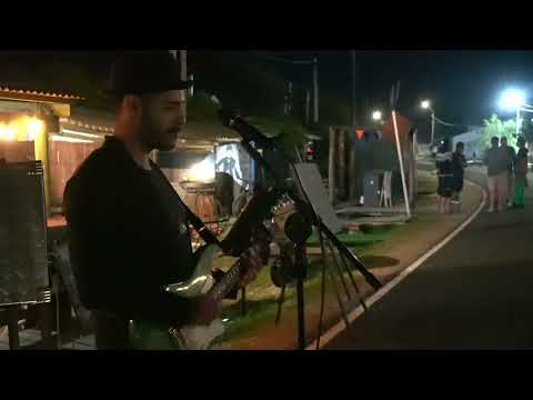 Lucas de Paula: "Esperando na janela" (Gilberto Gil).