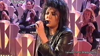 LOREDANA BERTE&#39; - Luna (Sanremo 1997 - Prima Esibizione - AUDIO HQ)