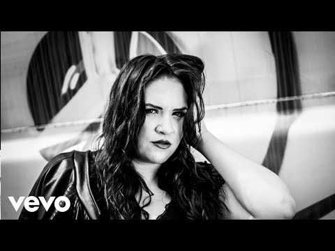 Kristen Kae - She's Not Me (Official Music Video)