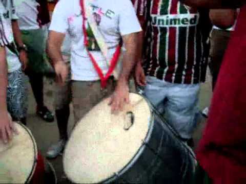 Sambas: "Pavilhão do Amor Tricolor" e "Alô América do Sul"