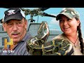 Pickle Is TERRIFIED Of This Helicopter Swamp People Serpent Invasion S5