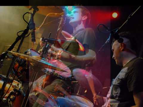 Ymrvere Láska umírá