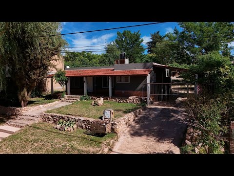 Hermosa casa  y tres departamentos en venta | Villa del Dique, Valle de Calamuchita