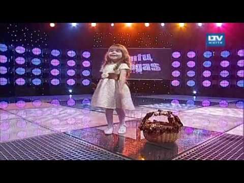 Talentų ringas | Jauniausia solistė iš Kauno Erika Jasaitytė atliko dainą "Šokoladijos šalis"