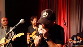 Dig the Pain - Charlie Musselwhite