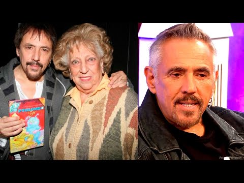 Alejandro Lerner's emotional moment as he recalls his last years with his mother.