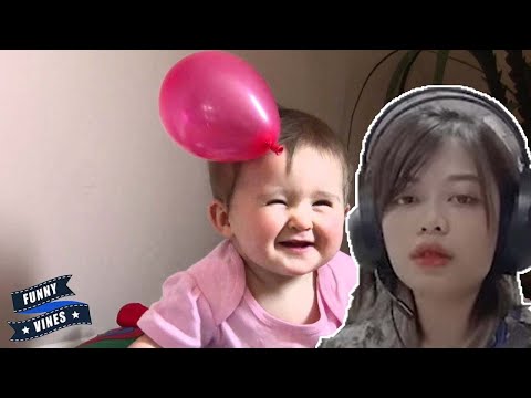 Popping Balloons Pop - Hilarious Baby Playing With Balloons || Funny Vines
