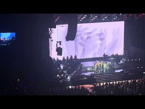 Gloc 9 and Gary V amazing performance