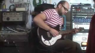 The Apples in stereo: Recording &quot;New Magnetic Wonder&quot; 3/5