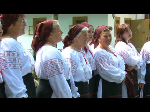 Ansamblu Folcloric "Bastina" satul Peresecina;conducator artistic Volosin Natalia