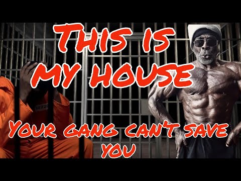 Locked in the cell, Old Lifer crushes young gang member