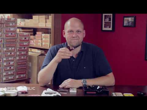 Pfeifenwissen für Anfänger: Die Pfeife anzünden.