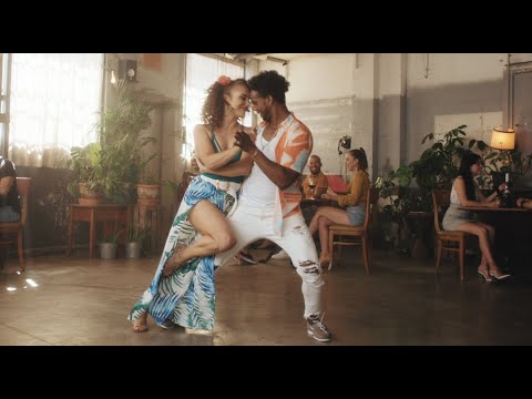 Loco Escrito - Ámame (Versión Salsa)