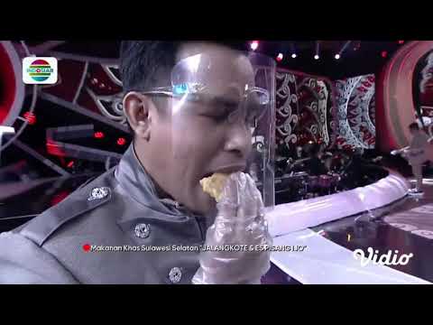 Enakkkkk! Host dan Juri Makan Jalangkote dan Es Pisang Ijo Oleh Oleh Melani Khas Sulsel! | LIDA 2021