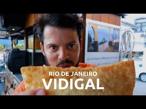 PROVANDO COMIDA DA PARAÍBA NA FAVELA DO VIDIGAL - RESTAURANTE MACAXEIRAS