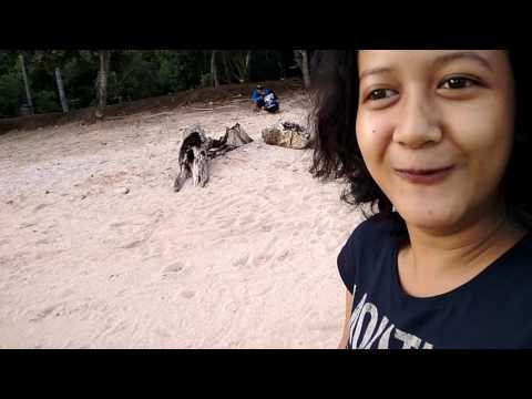 Jalan jalan kondang merak menuju pantai selok