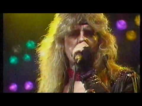 Videoclip de Battle Cry (Live) — Saxon