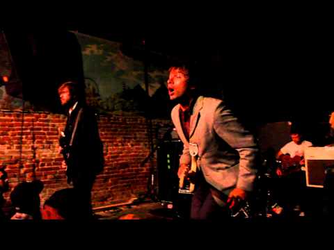 Dig A Little Deeper - Peter, Bjorn and John @ the Smell