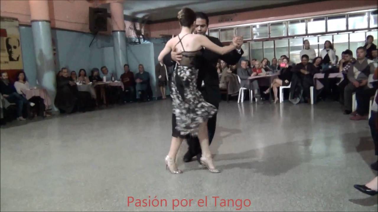 MARIA EUGENIA BRANDULO y DIEGO CHANDIA Bailando el Vals PAISAJE en FLOREAL MILONGA