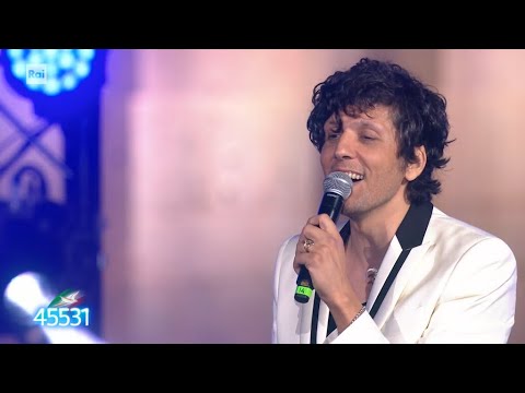 Ermal Meta canta "Piccola anima" - Una voce per Padre Pio 03/07/2024