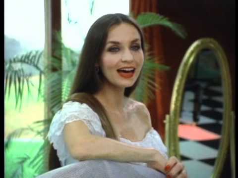 Crystal Gayle  'Till I Gain Control Again (Official Video)