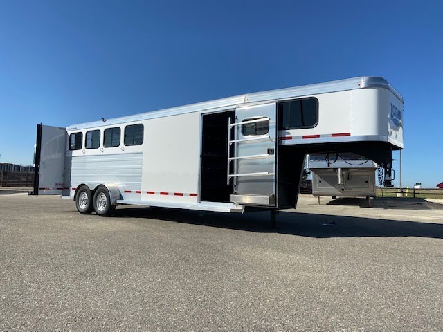 Preview image of 2022 Logan Coach Bullseye 4 Horse Gooseneck youtube video