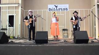 John Butler sings Oh Miami the 2015 Will McLean Song Contest 2nd place Finisher