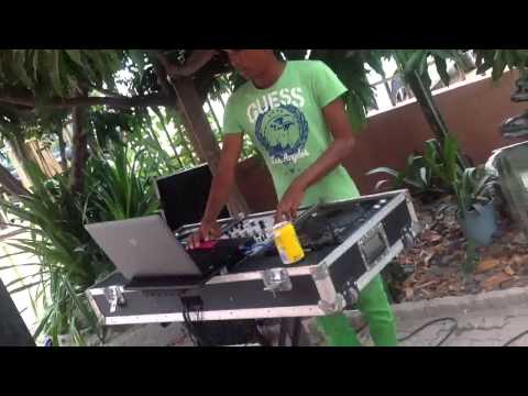 Dj Edmilson HD after party com a family.