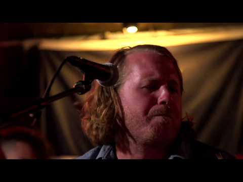 William Clark Green - "Hit You Where It Hurts" (Live At Cheatham Street Warehouse)