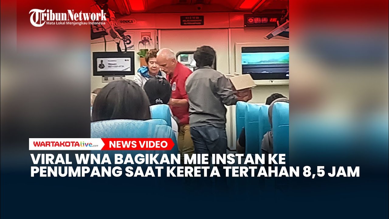 PT KAI Respon Foto Viral Sekelompok WNA Bagikan Mi Instan ke Penumpang Kereta yang Tertahan 8,5 Jam