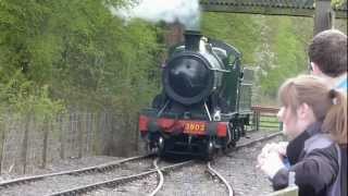 preview picture of video 'Heritage Railway - Battlefield Line - 3803 - Apr 2012'