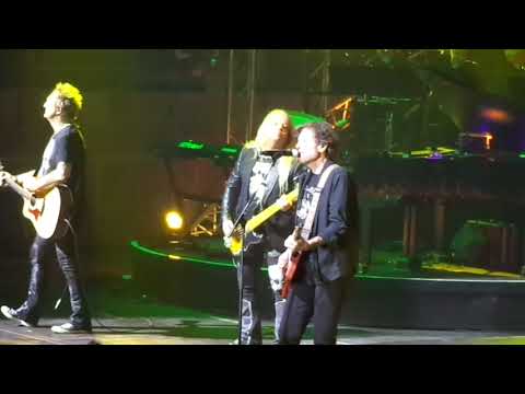 Rock Meets Classic 2018: Eric Bazilian (The Hooters)