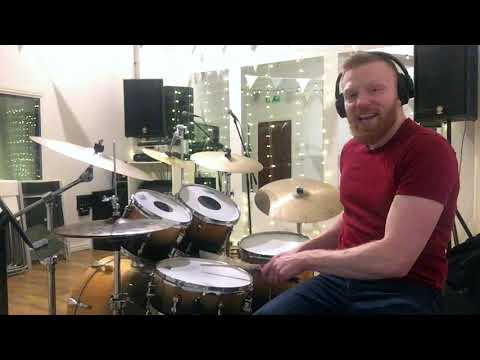 One Minute Drum Lesson - The Four Stroke Ruff